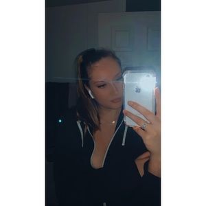 Meet your Posher, Anastasia